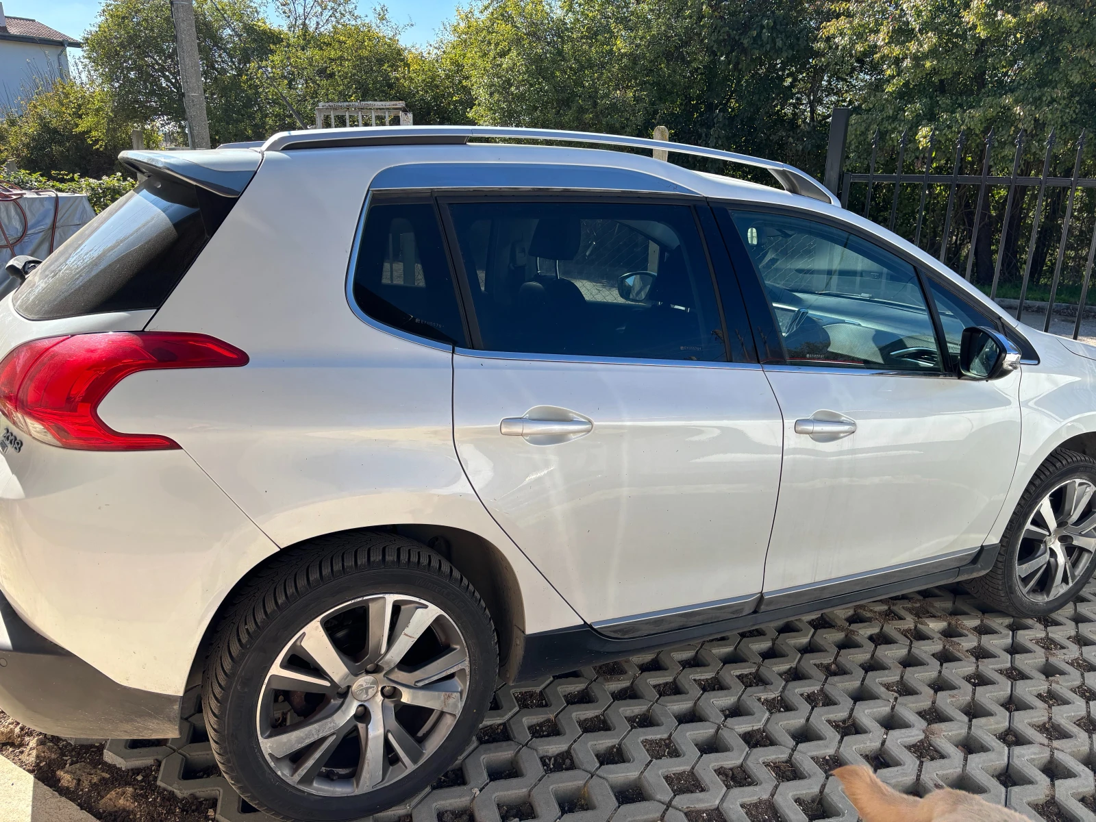 Peugeot 2008 1.6 eHDI - изображение 2