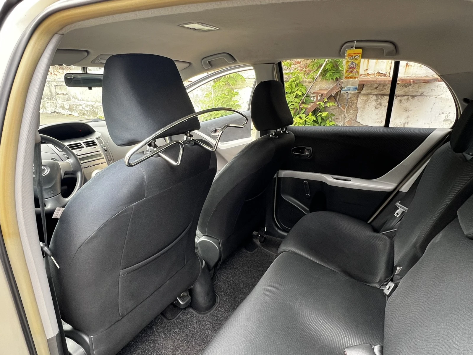 Toyota Yaris 1.33 VVT-i(Учебен автоматик) - изображение 8