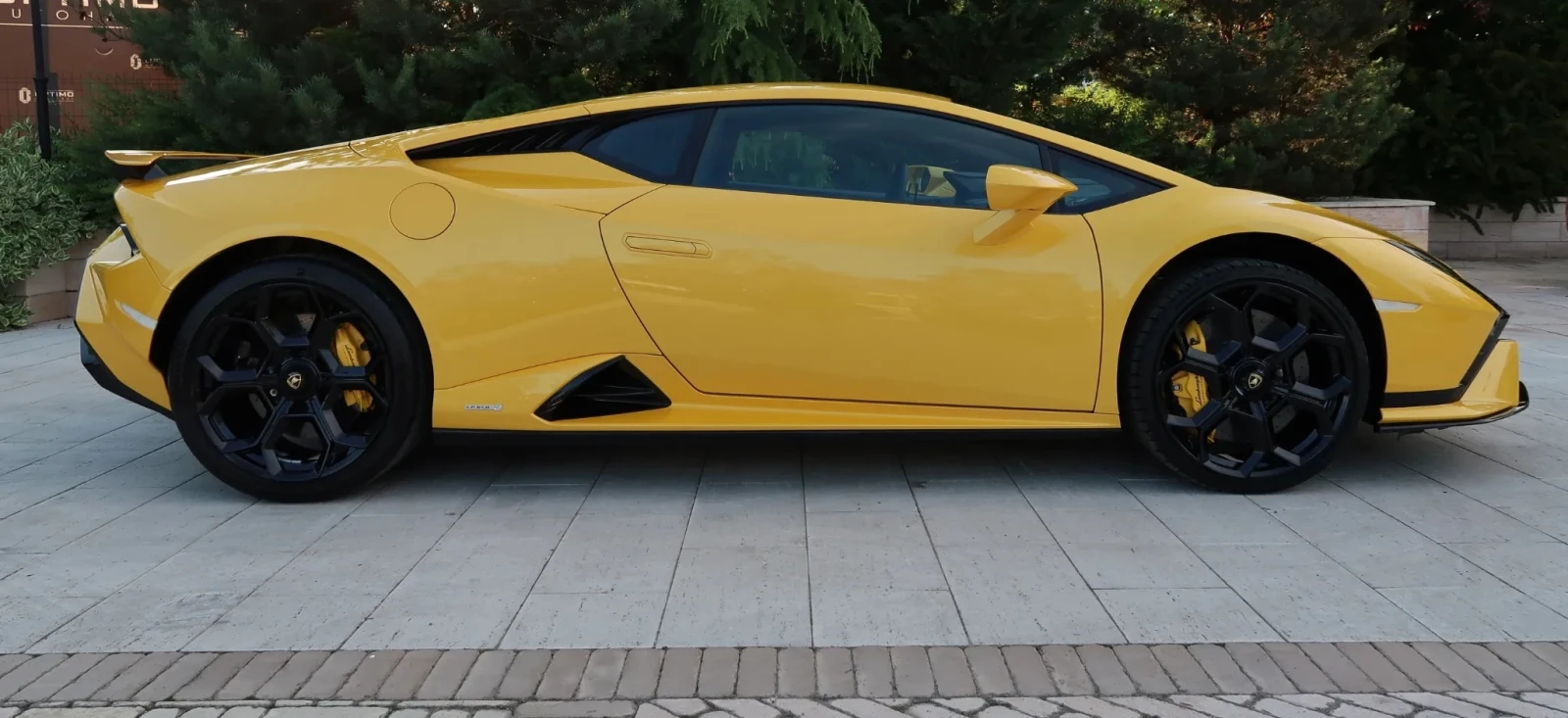 Lamborghini Huracan Tecnica 5.2 V10 - изображение 8