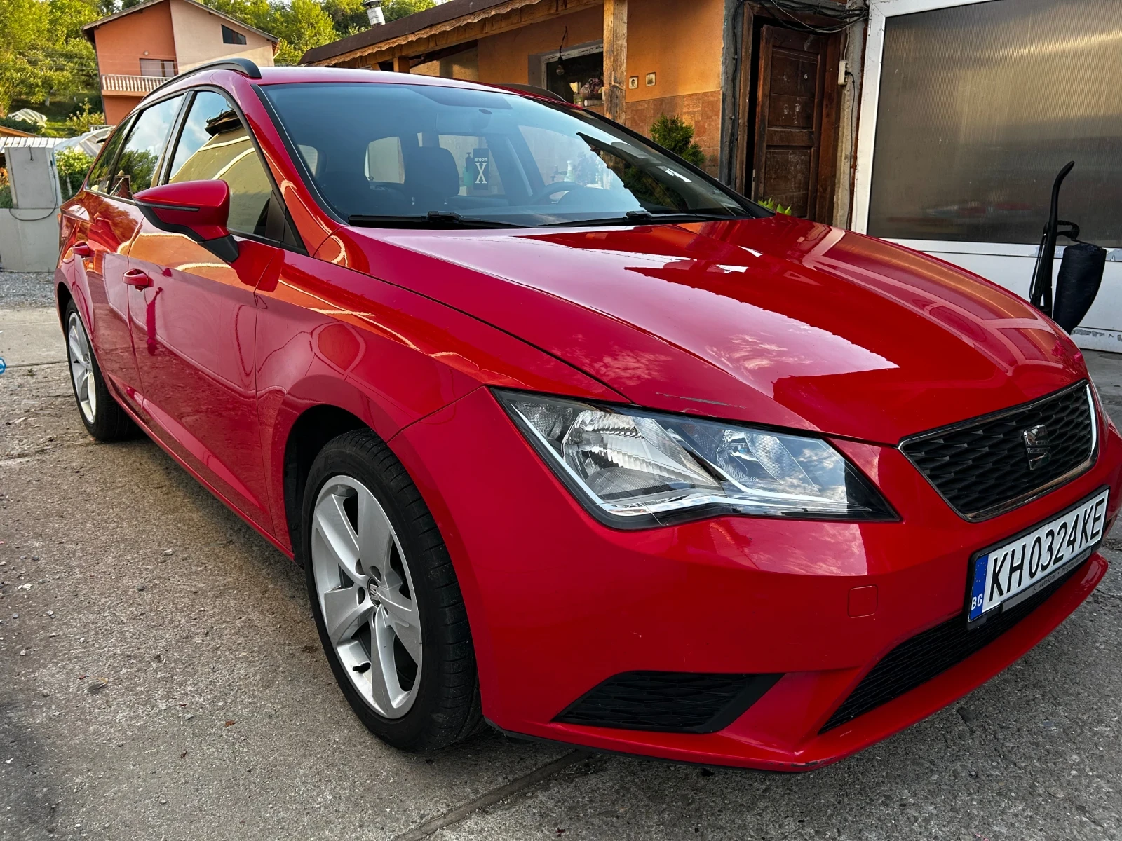 Seat Leon 1.6 ТДИ | Mobile.bg — изображение 1