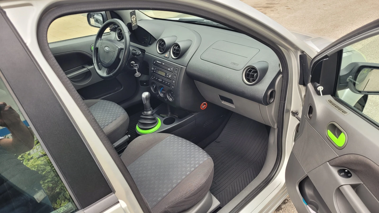 Ford Fiesta  - изображение 9