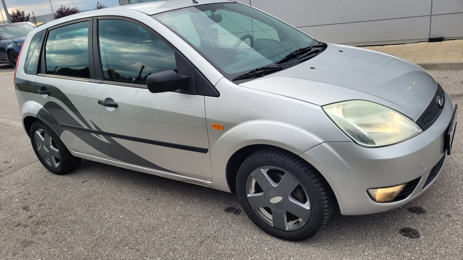 Ford Fiesta  - изображение 4