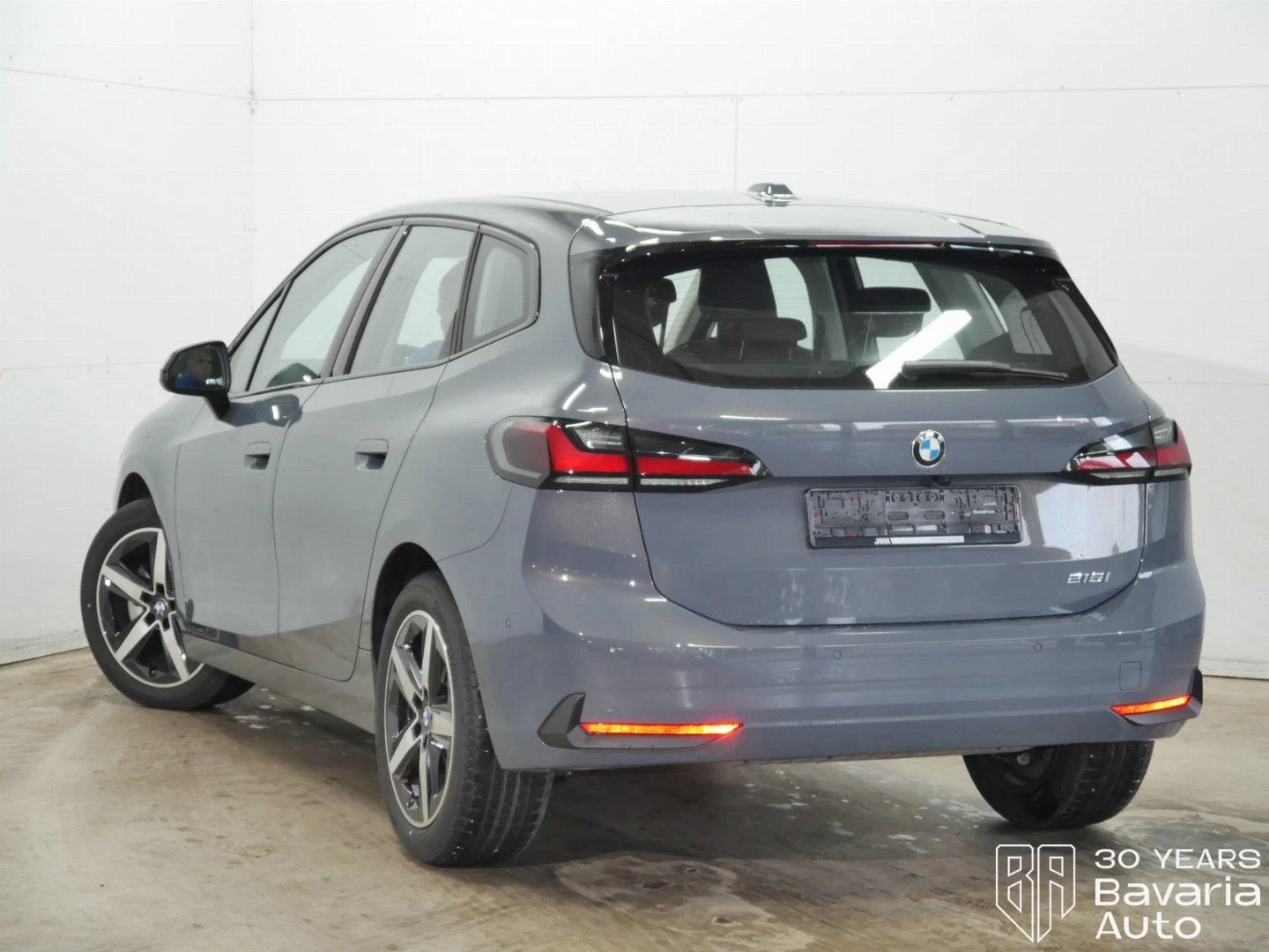BMW 216 i Active Tourer Steptronic - изображение 2