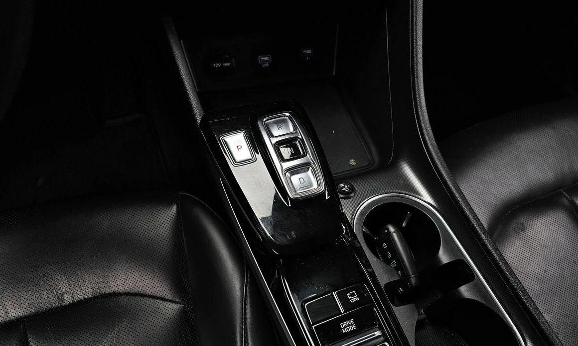 Hyundai Sonata 2.0 LPG Style * НАЙ-ДОБРА ЦЕНА В БЪЛГАРИЯ*  - изображение 9