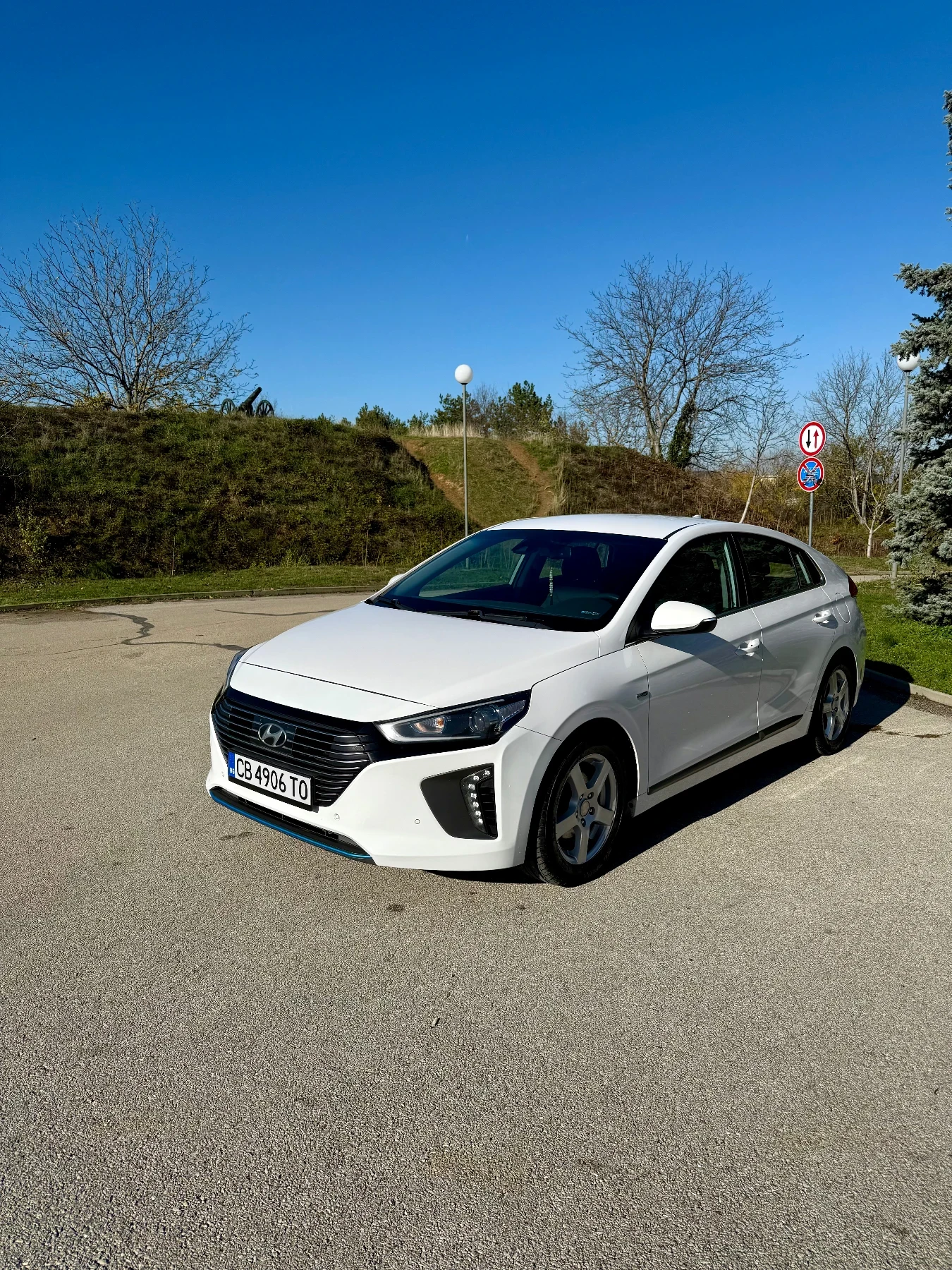 Hyundai Ioniq Hyundai Ioniq  1.6 HYBRID | Mobile.bg   2