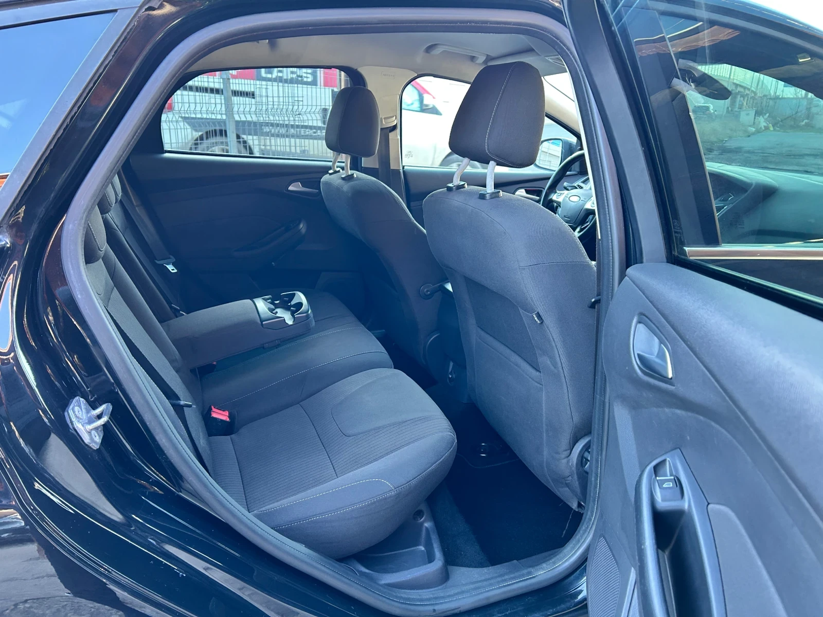 Ford Focus 1.6TDCI TITANIUM 116�.� | Mobile.bg � ����������� 16