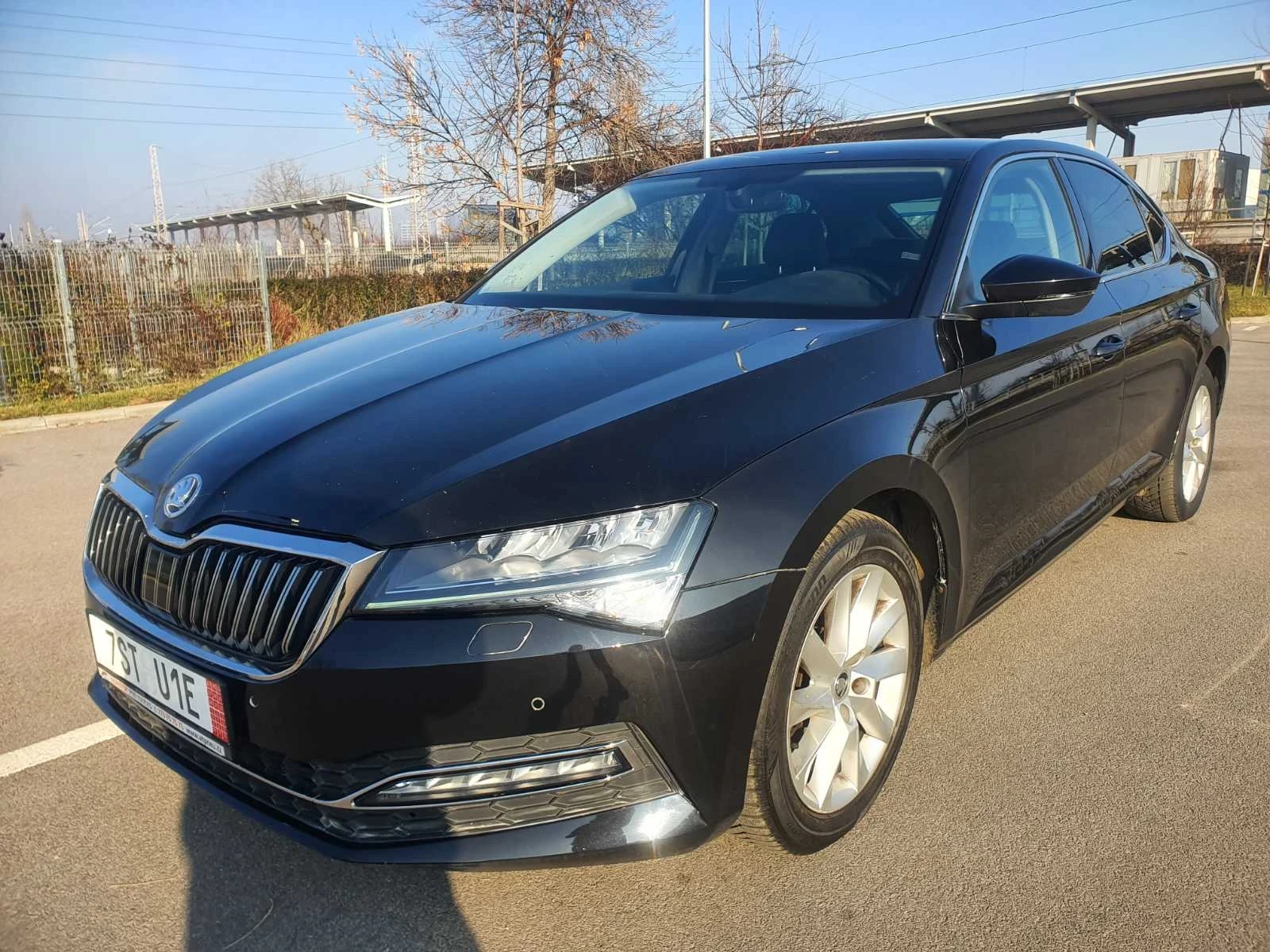 Skoda Superb 2.0 150кс , снимка 7 - Автомобили и джипове - 53799607