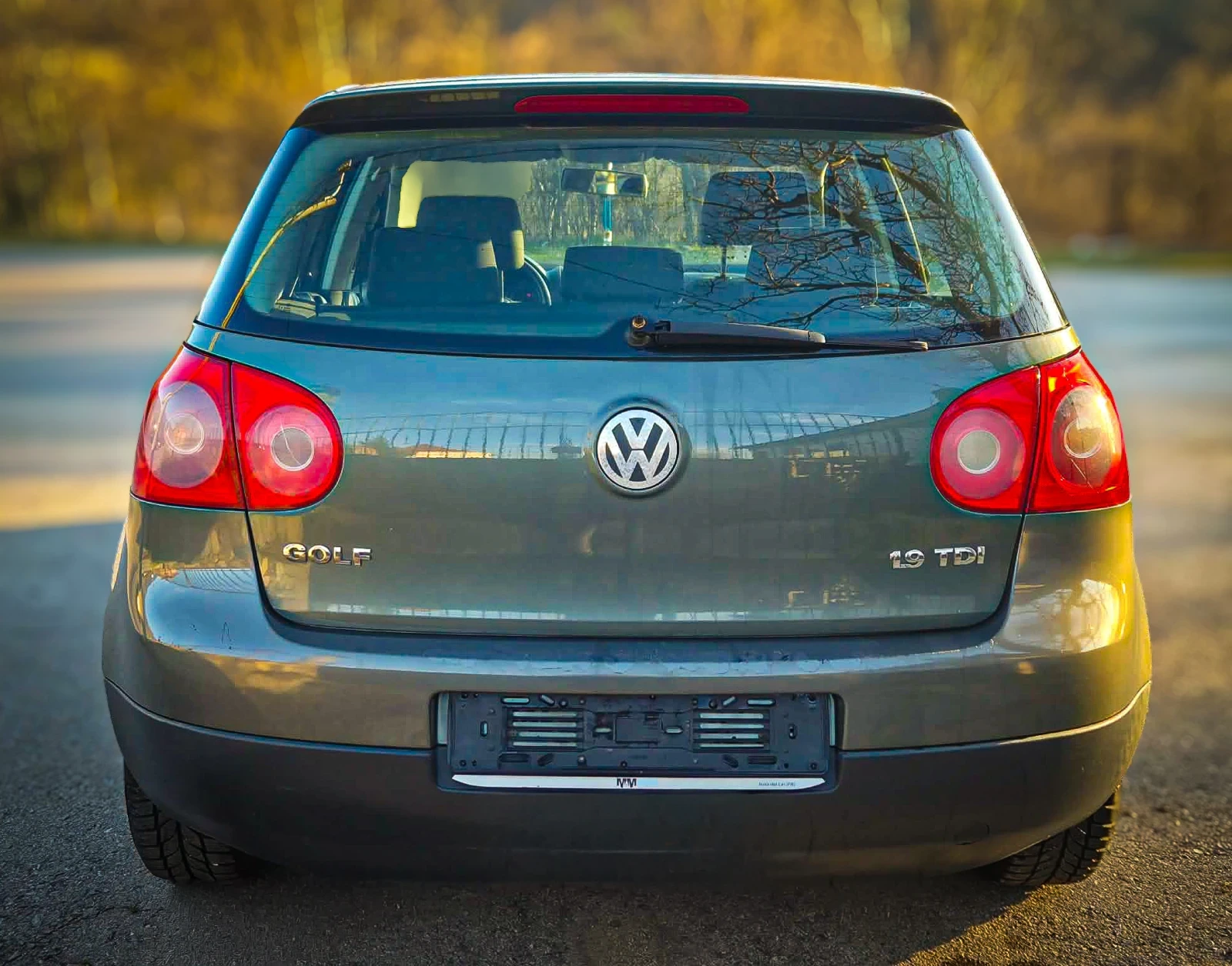 VW Golf, снимка 7 - Автомобили и джипове - 54041193