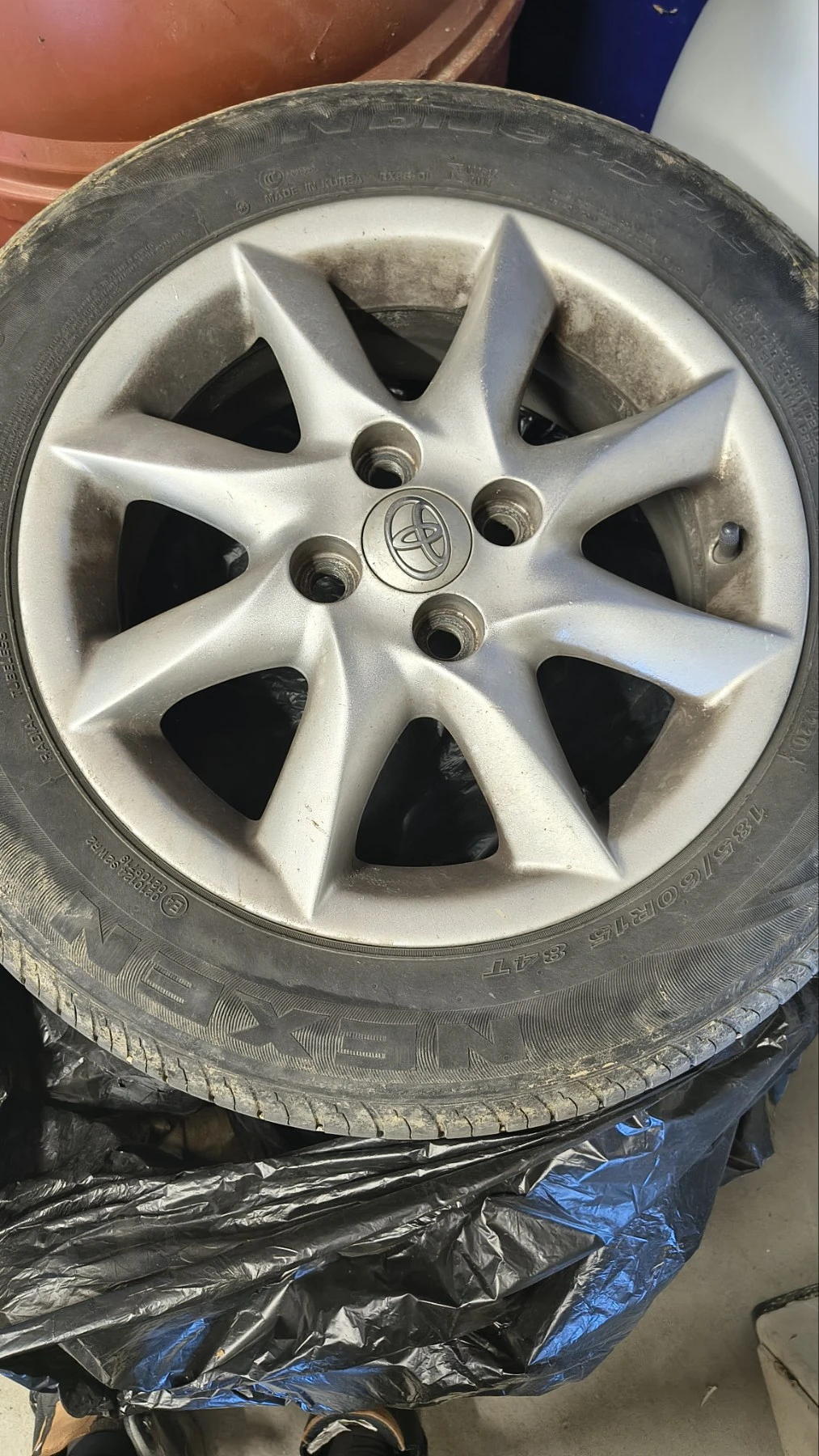 Toyota Yaris 1.3, снимка 13 - Автомобили и джипове - 54340694