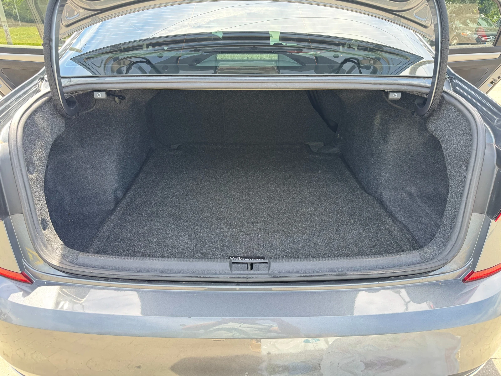 VW Passat 2000 180 к.с., снимка 14 - Автомобили и джипове - 54607859