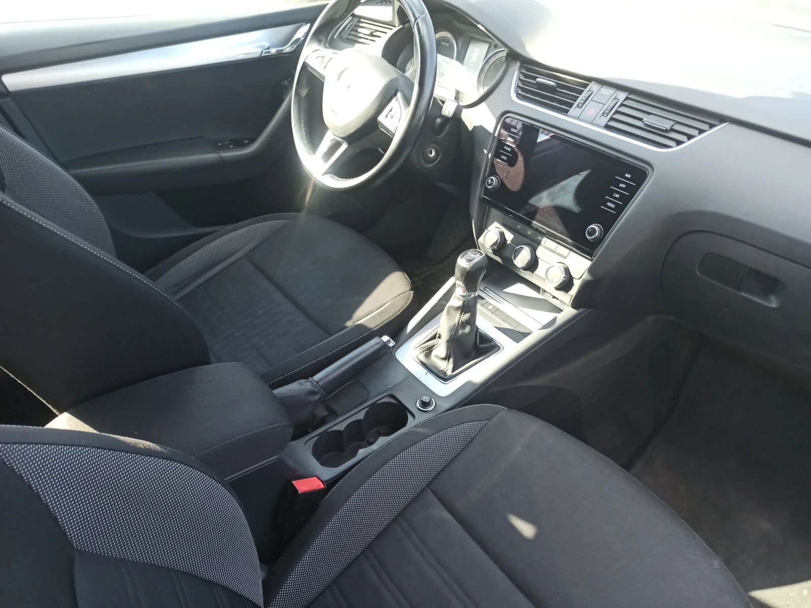 Skoda Octavia FACELIFT  | Mobile.bg � ����������� 9