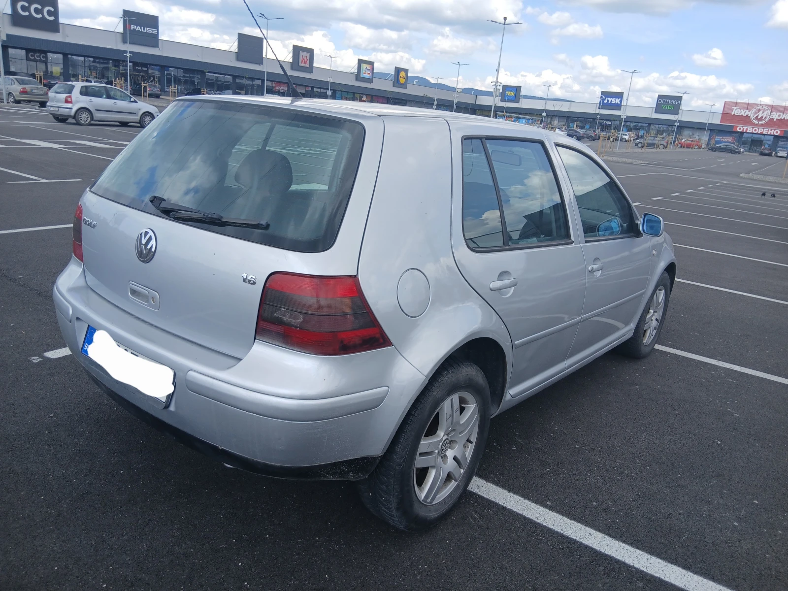 VW Golf 1.6клима  