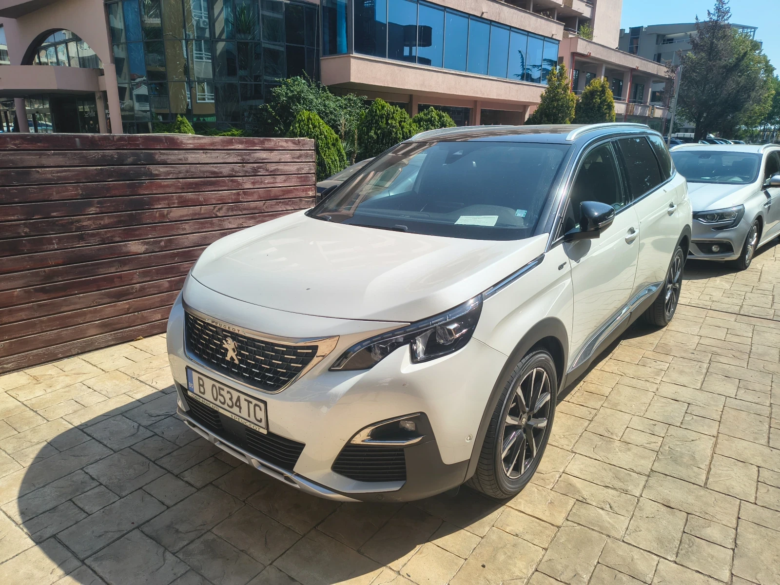 Peugeot 5008