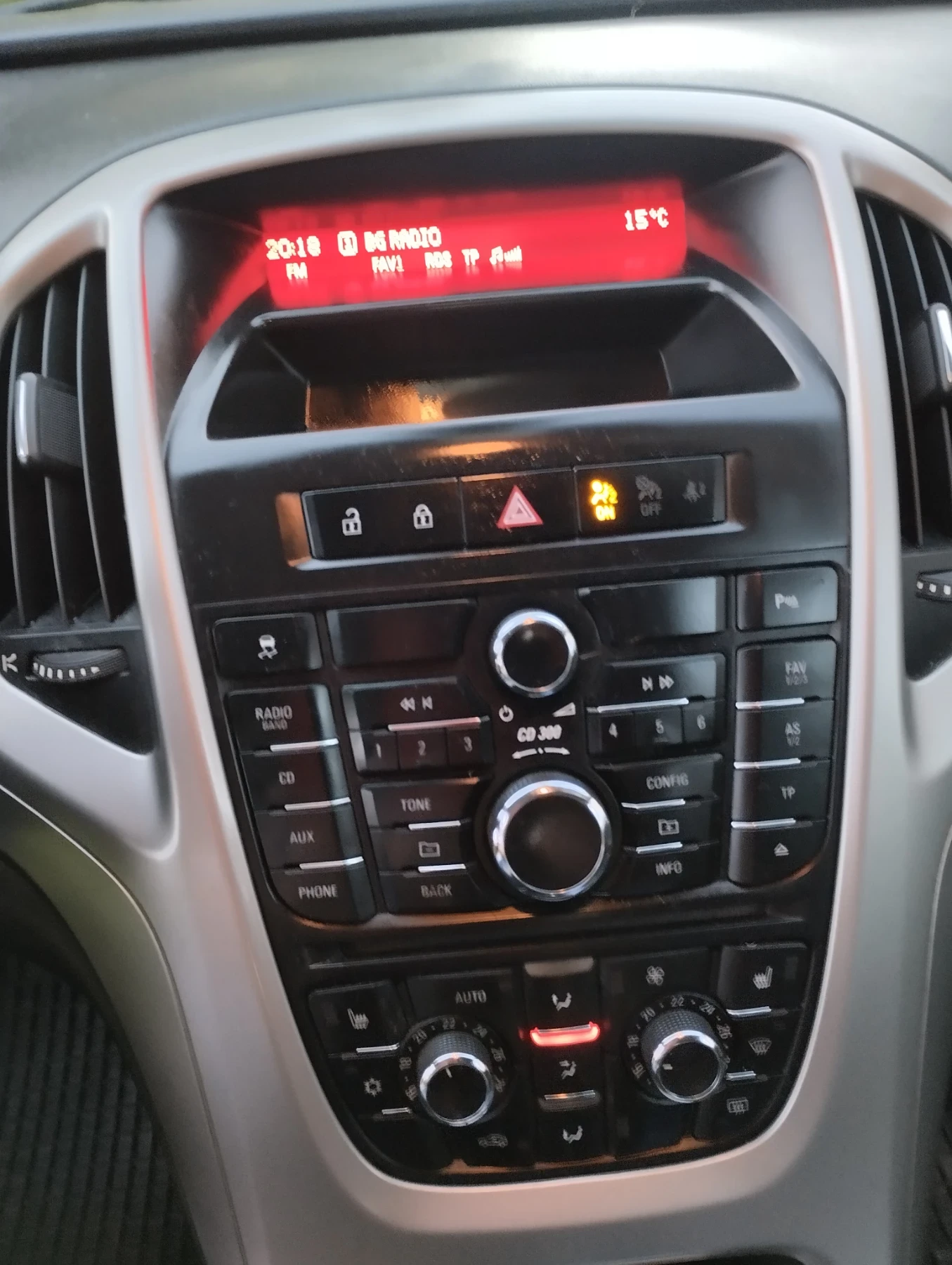 Opel Astra, снимка 6 - Автомобили и джипове - 55975340