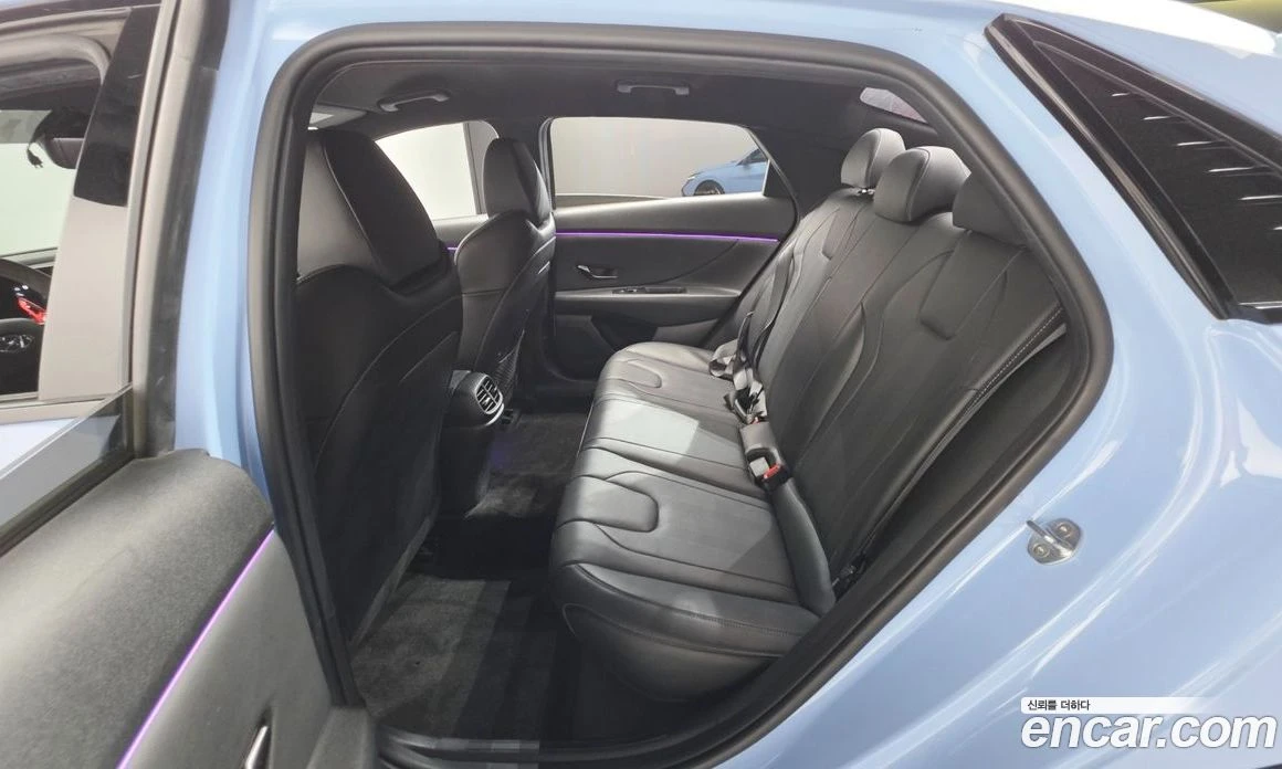 Hyundai Elantra 2.0 N, снимка 17 - Автомобили и джипове - 56155729
