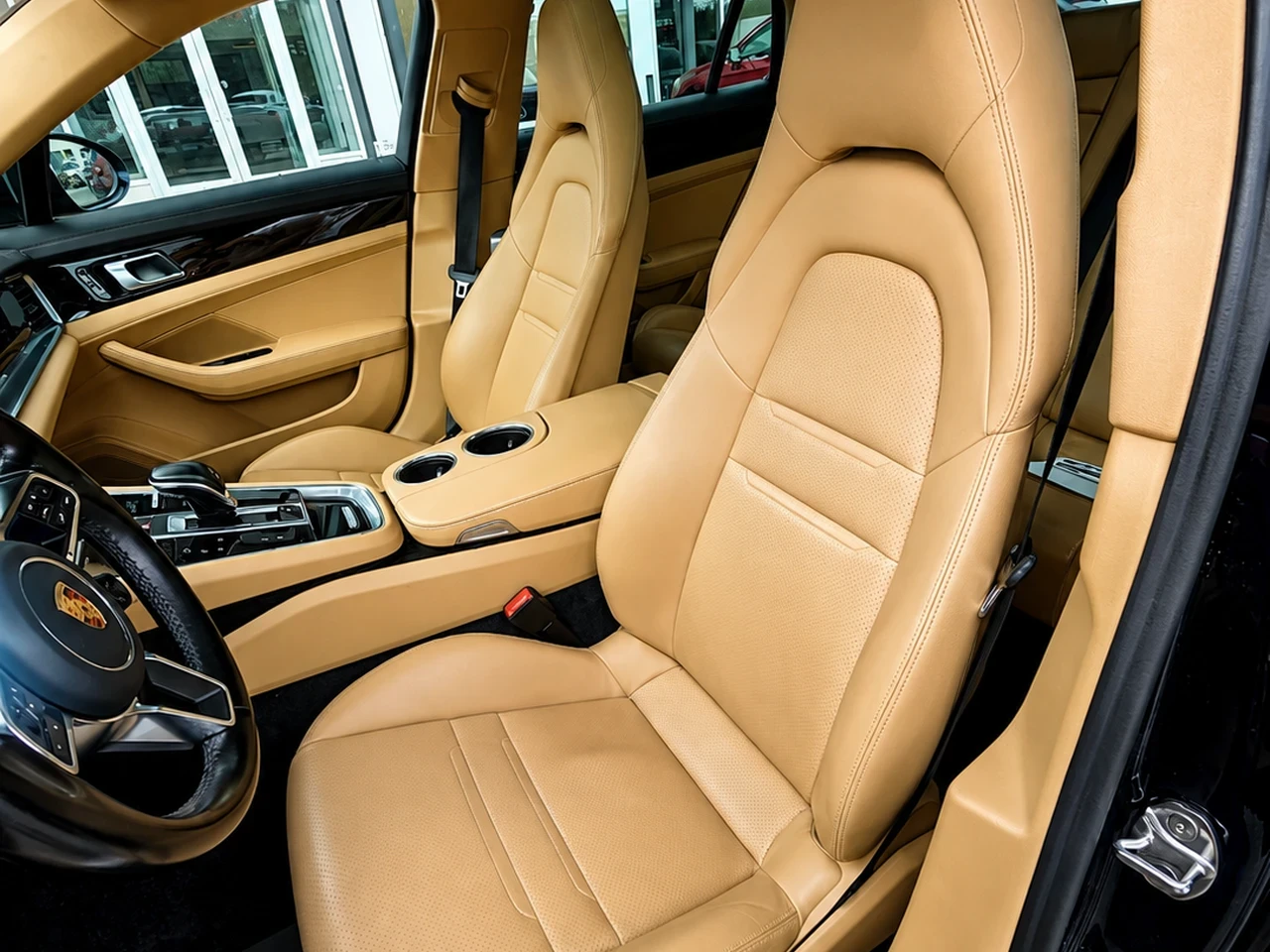 Porsche Panamera 4, снимка 10 - Автомобили и джипове - 56171257
