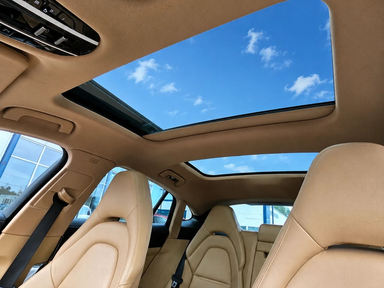 Porsche Panamera 4, снимка 11 - Автомобили и джипове - 56171257