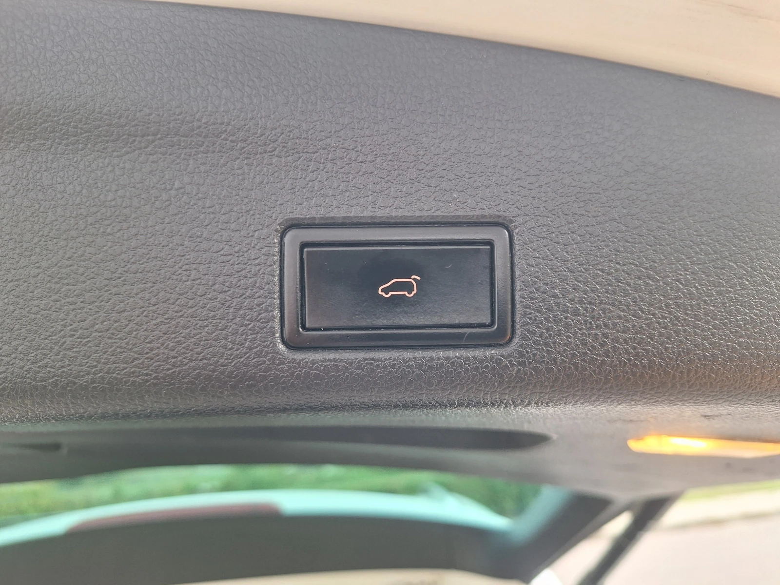 VW Sharan 2.0TDI High Line!Led!Navi!Xenon!Leader, снимка 8 - Автомобили и джипове - 56315316