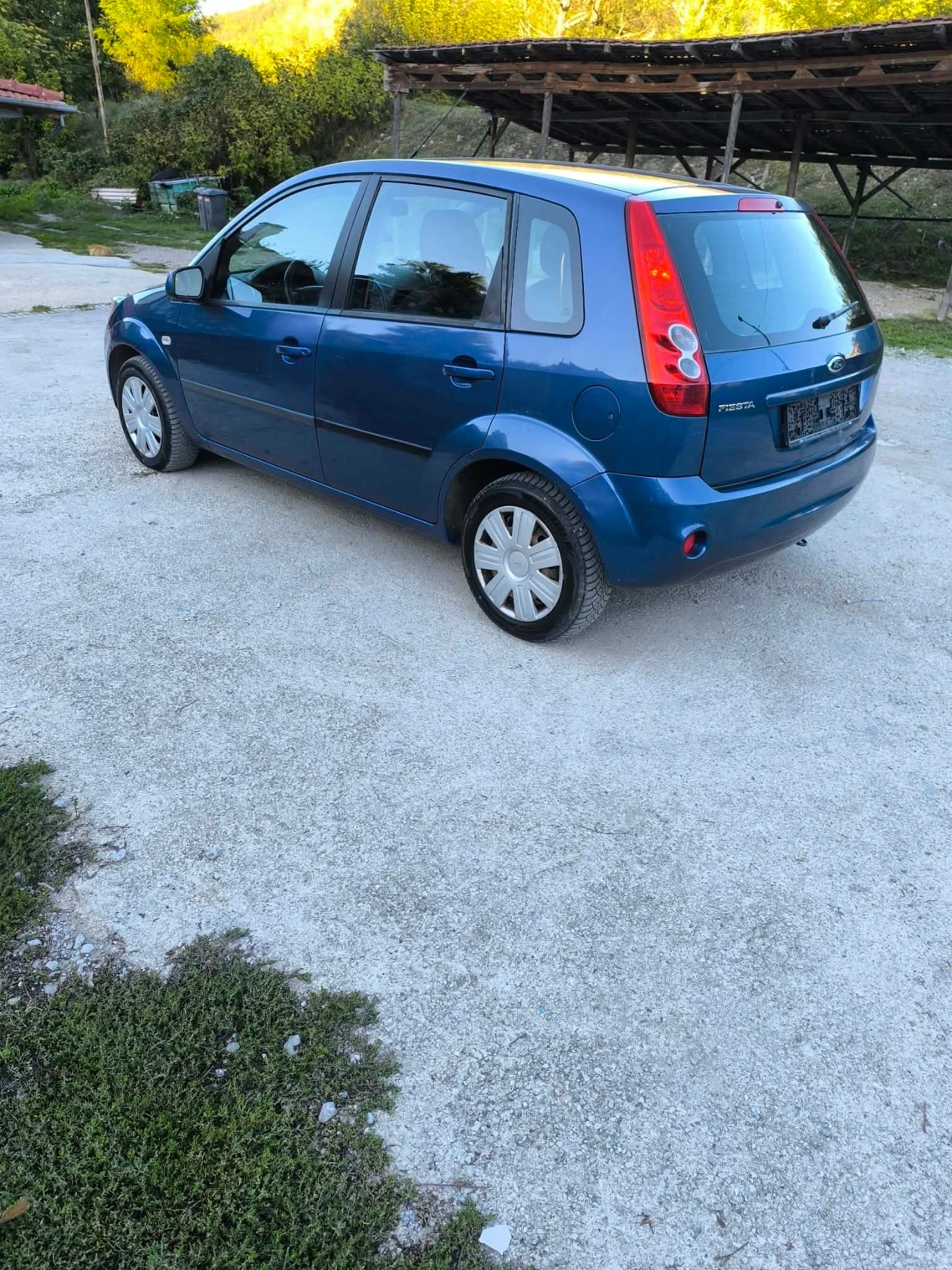 Ford Fiesta, снимка 4 - Автомобили и джипове - 56364432