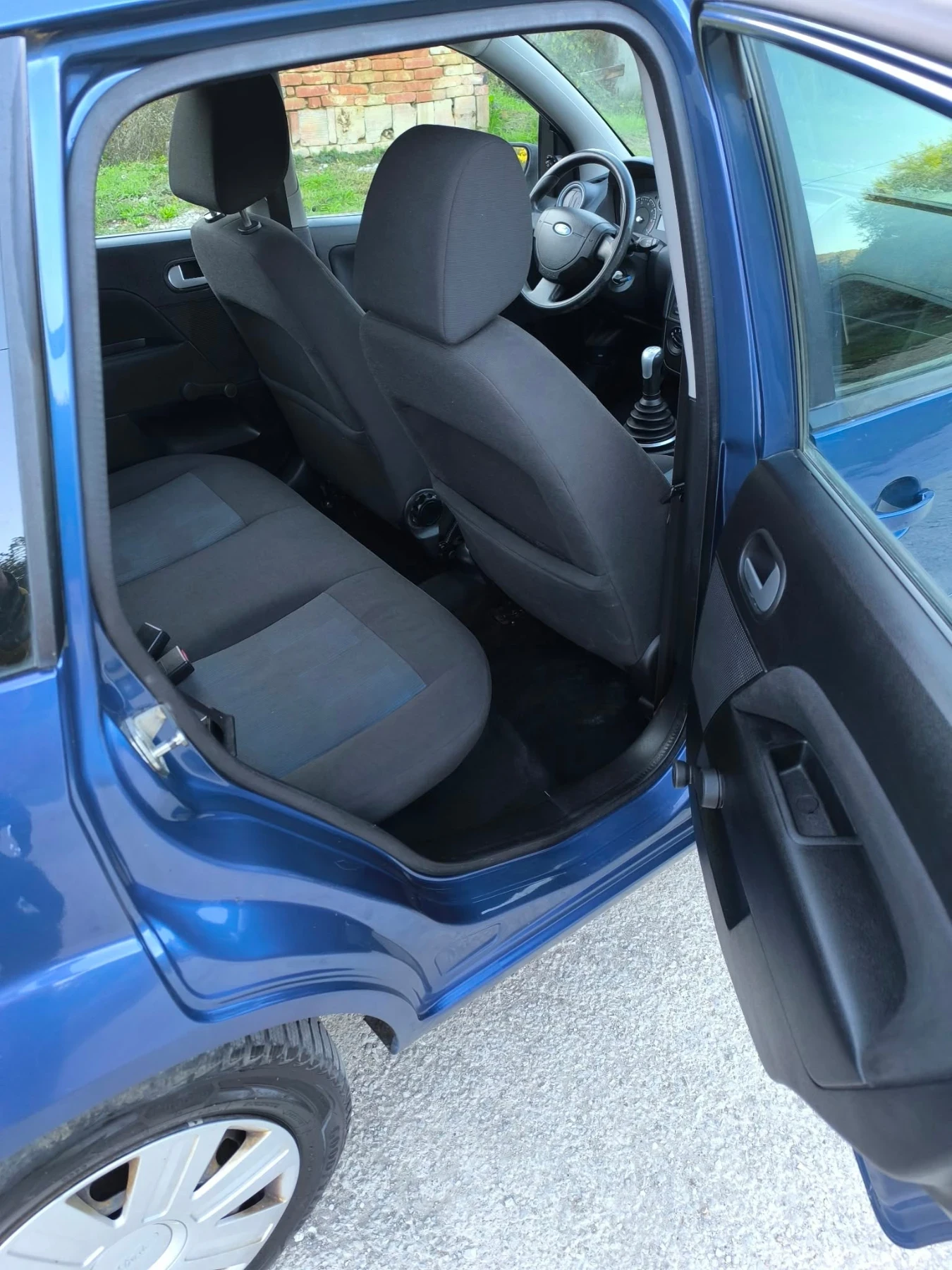 Ford Fiesta, снимка 8 - Автомобили и джипове - 56364432