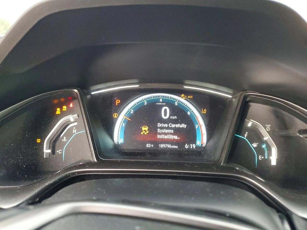 Honda Civic 1.5l Exl, снимка 9 - Автомобили и джипове - 56422948