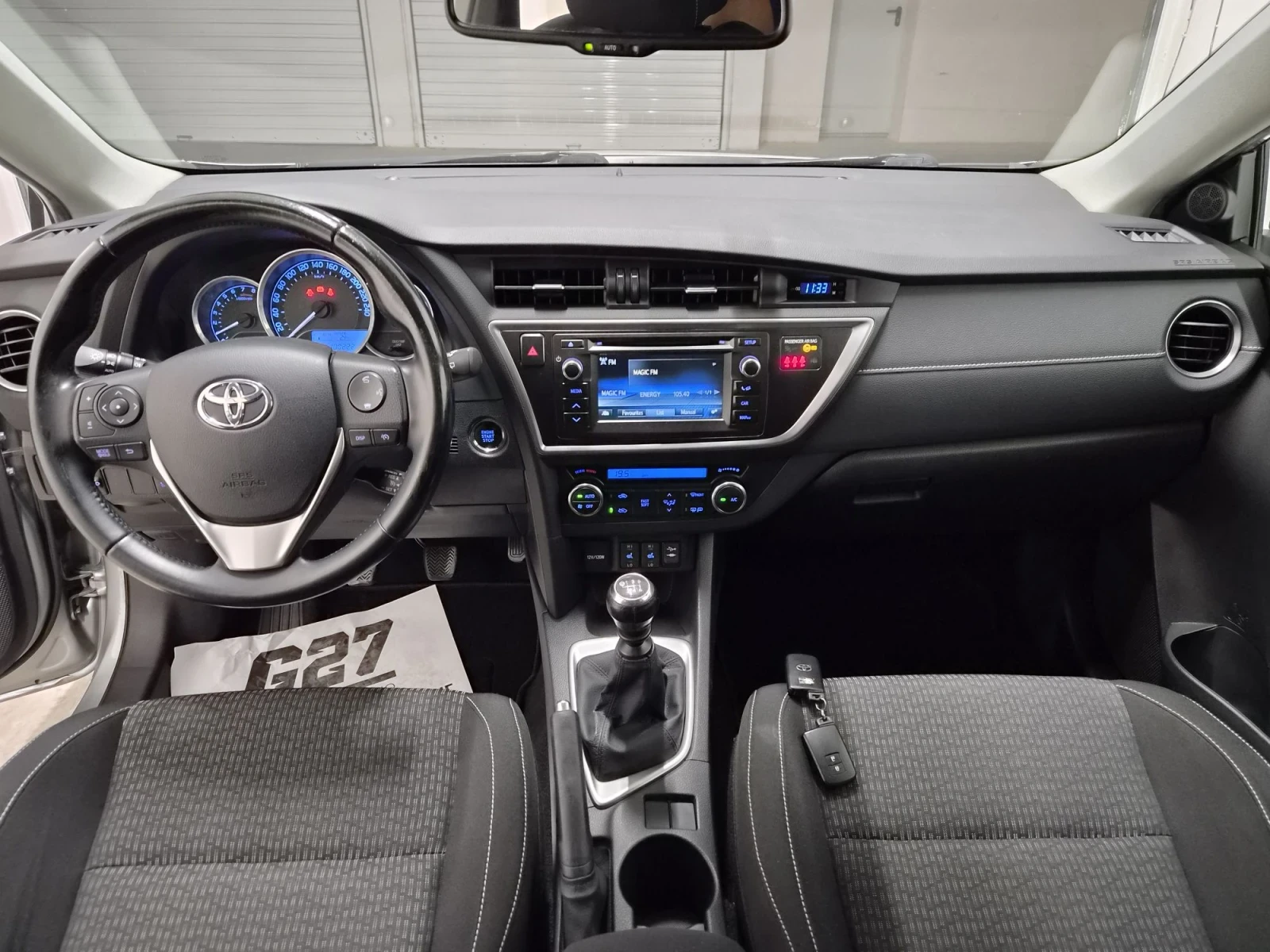 Toyota Auris 1.6 VALVEMATIC 132 PS 8 ���� KEYLESS 100 000KM | Mobile.bg � ����������� 10