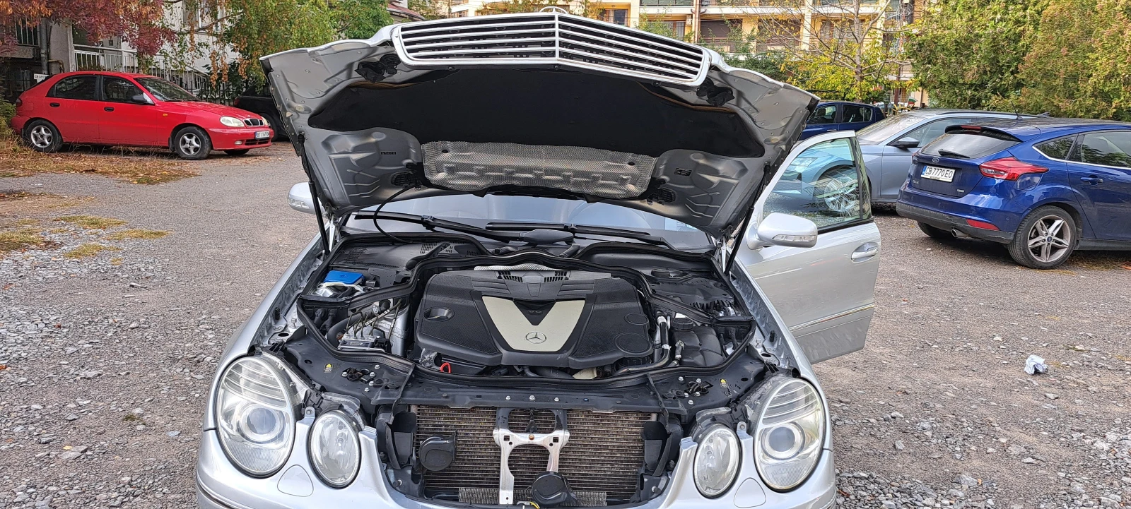 Mercedes-Benz E 320, снимка 9 - Автомобили и джипове - 56533853