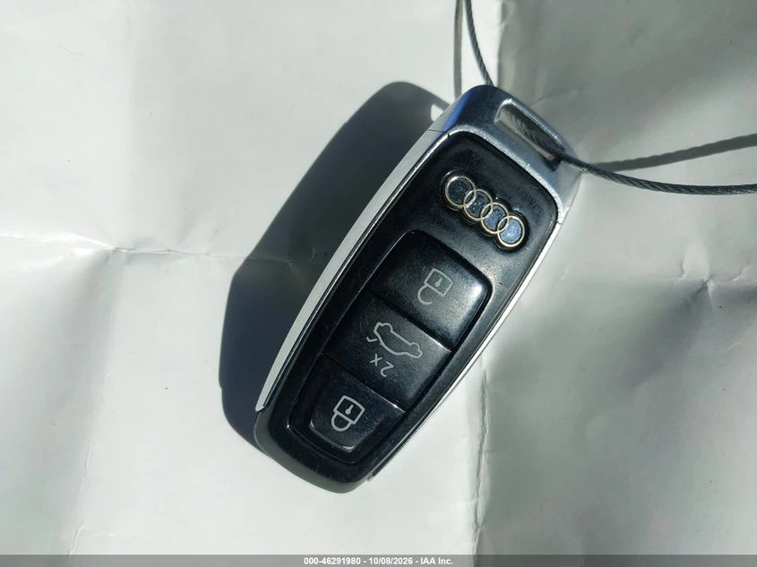 Audi E-Tron Premium Plus, снимка 11 - Автомобили и джипове - 56618839