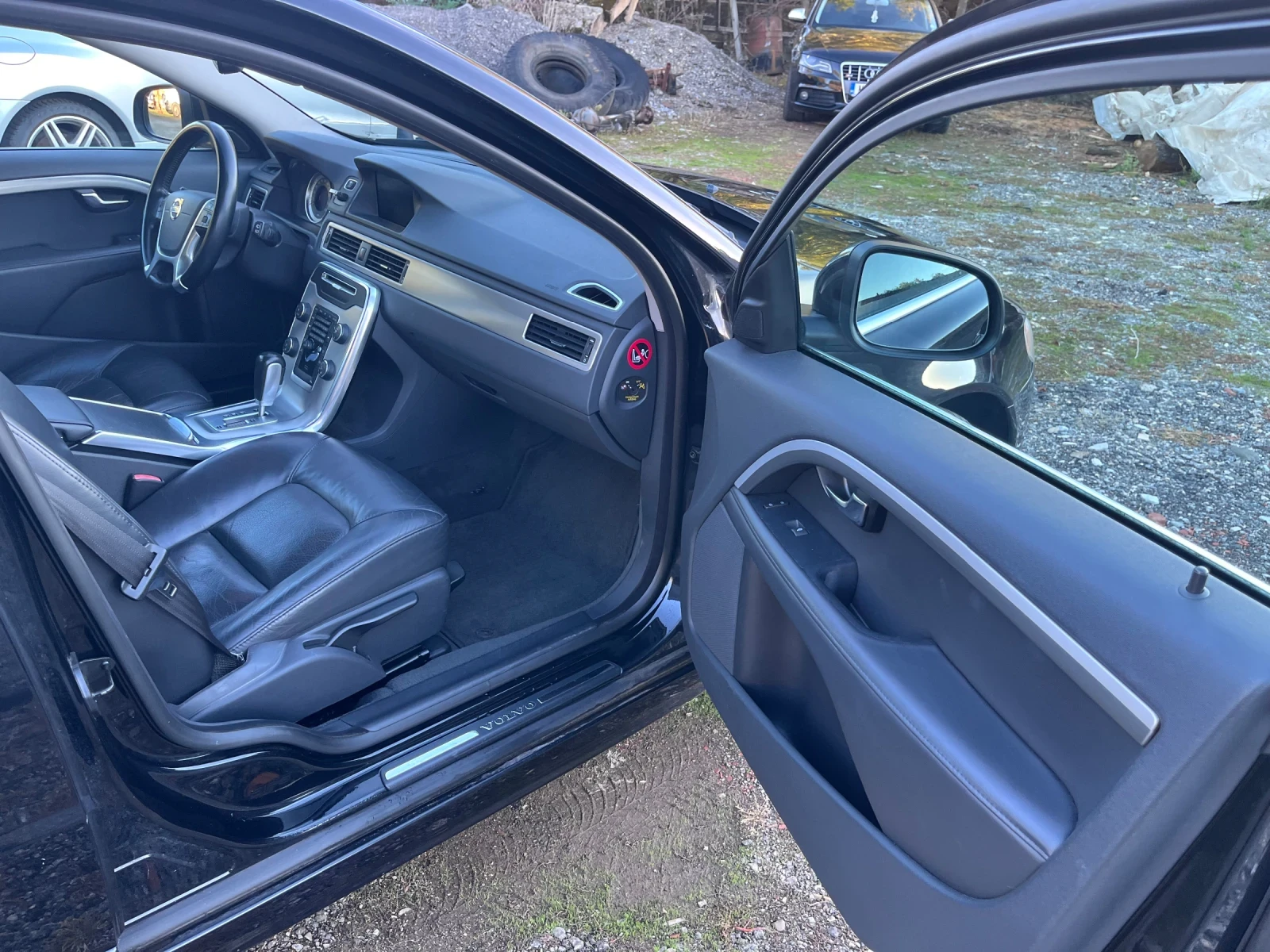 Volvo V70 1.6 t4 180 hp, снимка 10 - Автомобили и джипове - 56712386