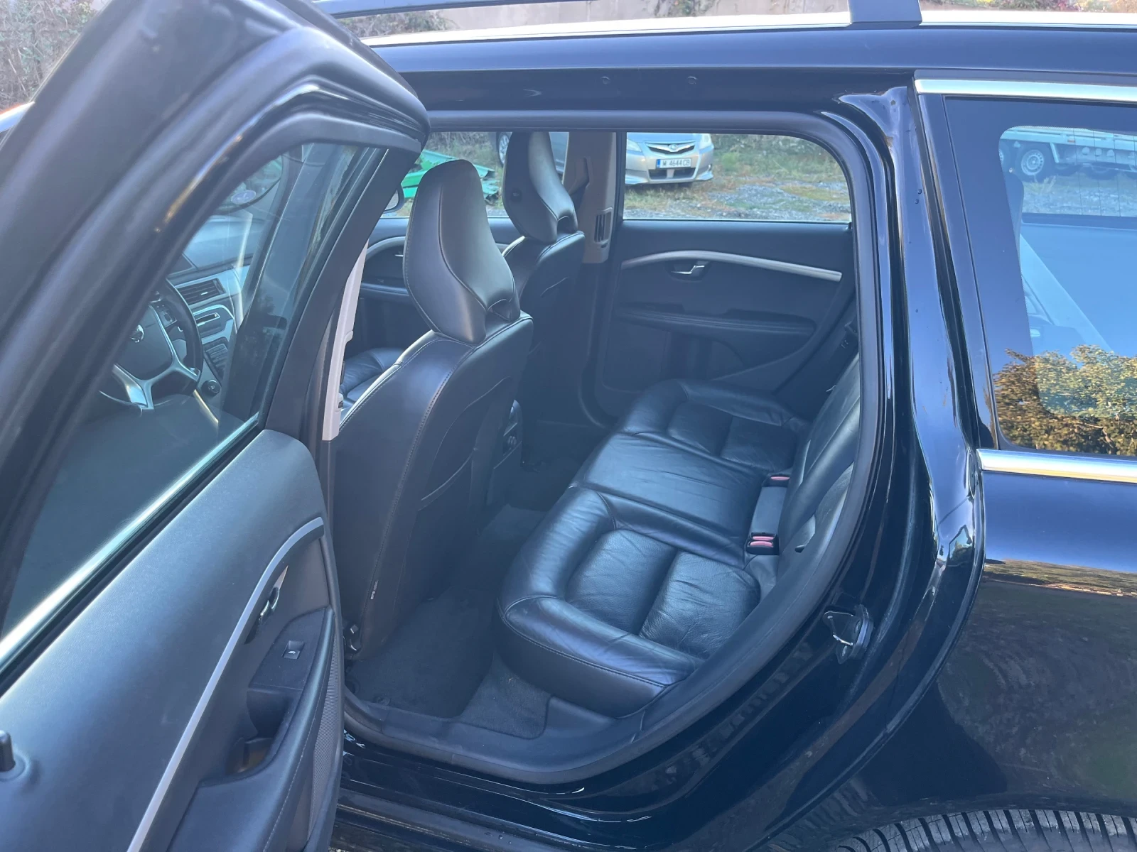 Volvo V70 1.6 t4 180 hp, снимка 8 - Автомобили и джипове - 56712386