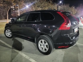 Volvo XC60 2.4 D5 AWD, снимка 6