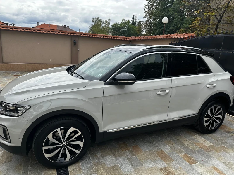 VW T-Roc 4motion, снимка 6 - Автомобили и джипове - 47800652