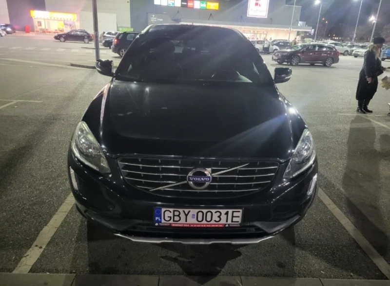 Volvo XC60 2.4 D5 AWD, снимка 2 - Автомобили и джипове - 48371509