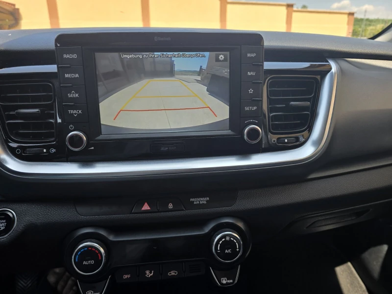 Kia Stonic T-GDI, снимка 13 - Автомобили и джипове - 50675341