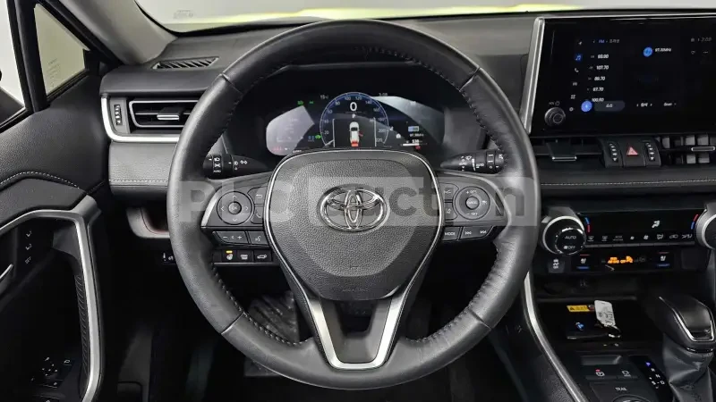 Toyota Rav4 ДИСТРОНИК / ОБДУХВАНЕ / ЦЕНА ДО БЪЛГАРИЯ, снимка 13 - Автомобили и джипове - 55432322