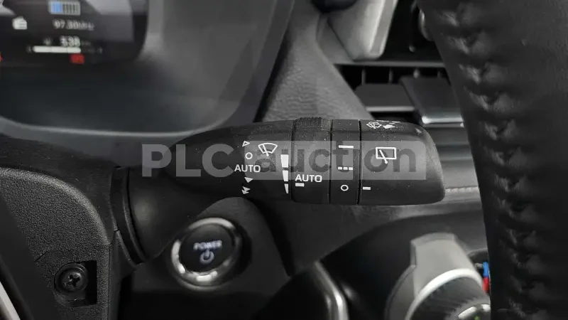 Toyota Rav4 ДИСТРОНИК / ОБДУХВАНЕ / ЦЕНА ДО БЪЛГАРИЯ, снимка 14 - Автомобили и джипове - 55432322