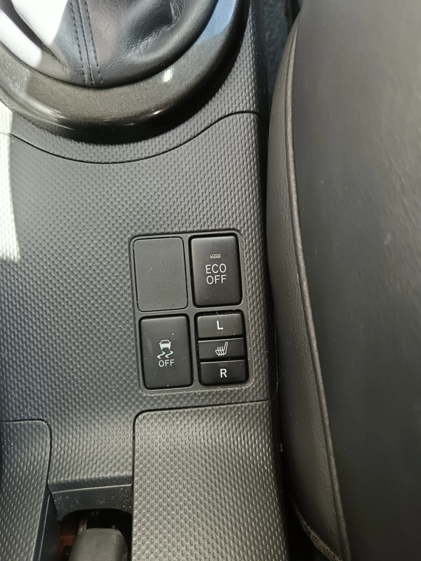 Toyota Urban Cruiser  1.33 VVT-i  | Mobile.bg   14