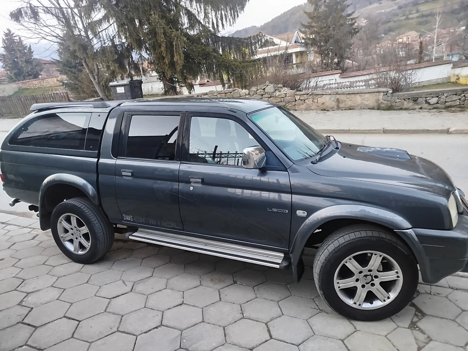 Mitsubishi L200 L200, снимка 2 - Автомобили и джипове - 53758270