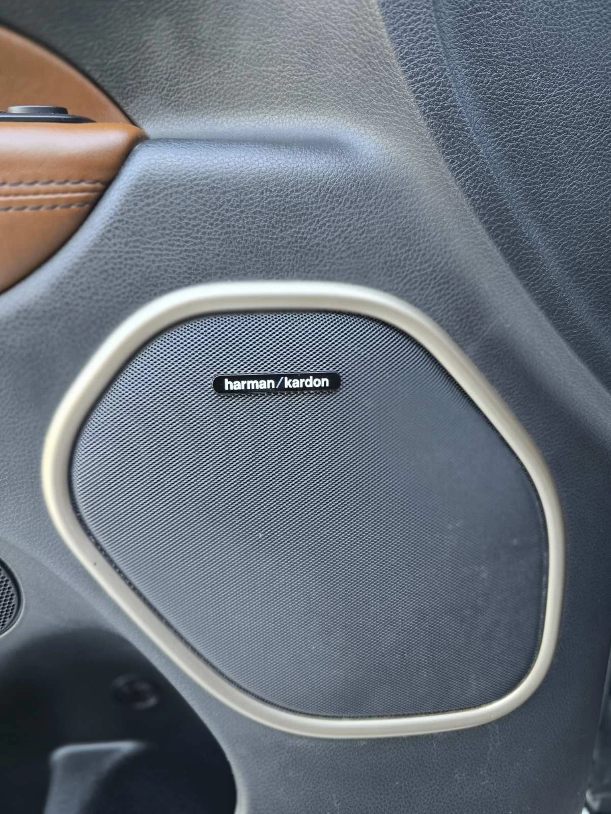 Jeep Grand cherokee 3.6 6V, снимка 12 - Автомобили и джипове - 53791579