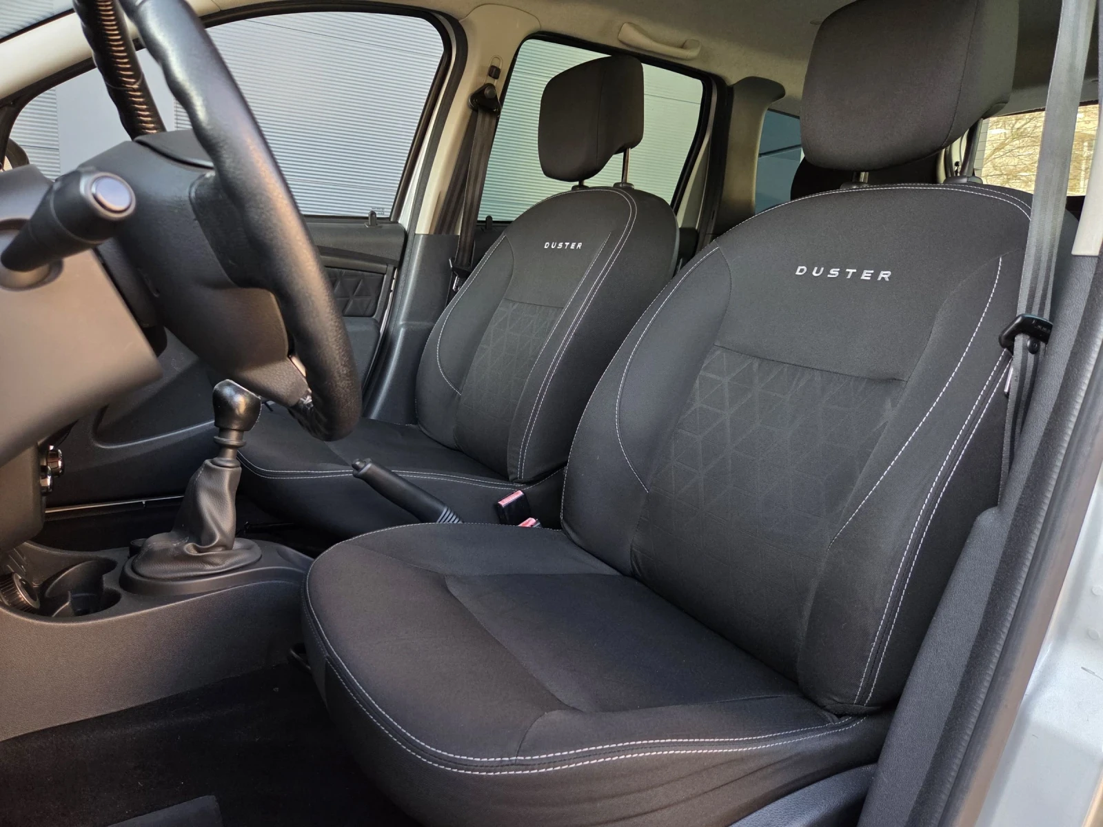 Dacia Duster 1.5 dci 4x4 Facelift Stepway , снимка 9 - Автомобили и джипове - 53866051