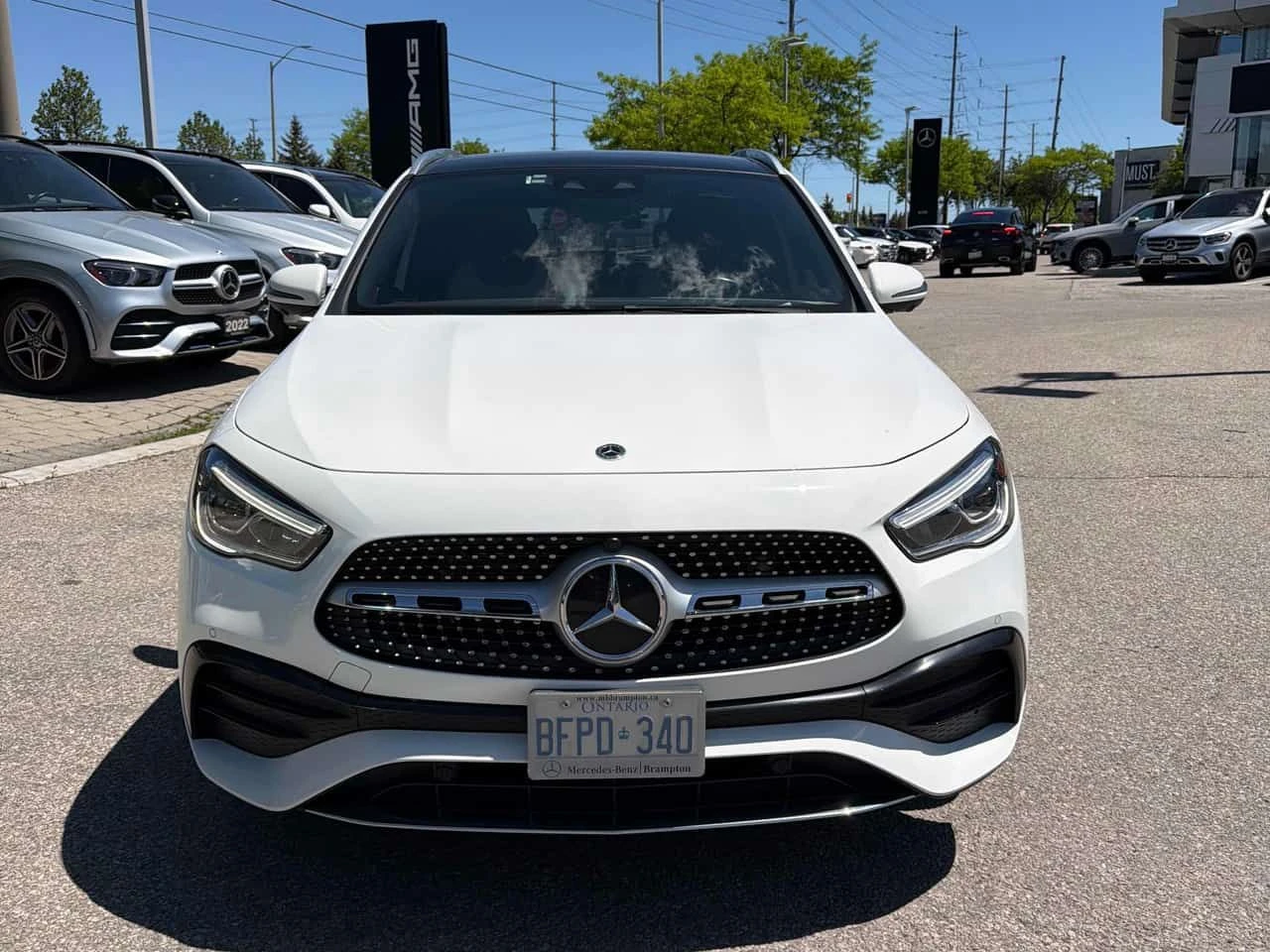 Mercedes-Benz GLA 250 * ПОДГРЕВ * ПАНОРАМА * 360 КАМ * ПРЕДСТАВИТЕЛСТВО, снимка 2 - Автомобили и джипове - 54975363