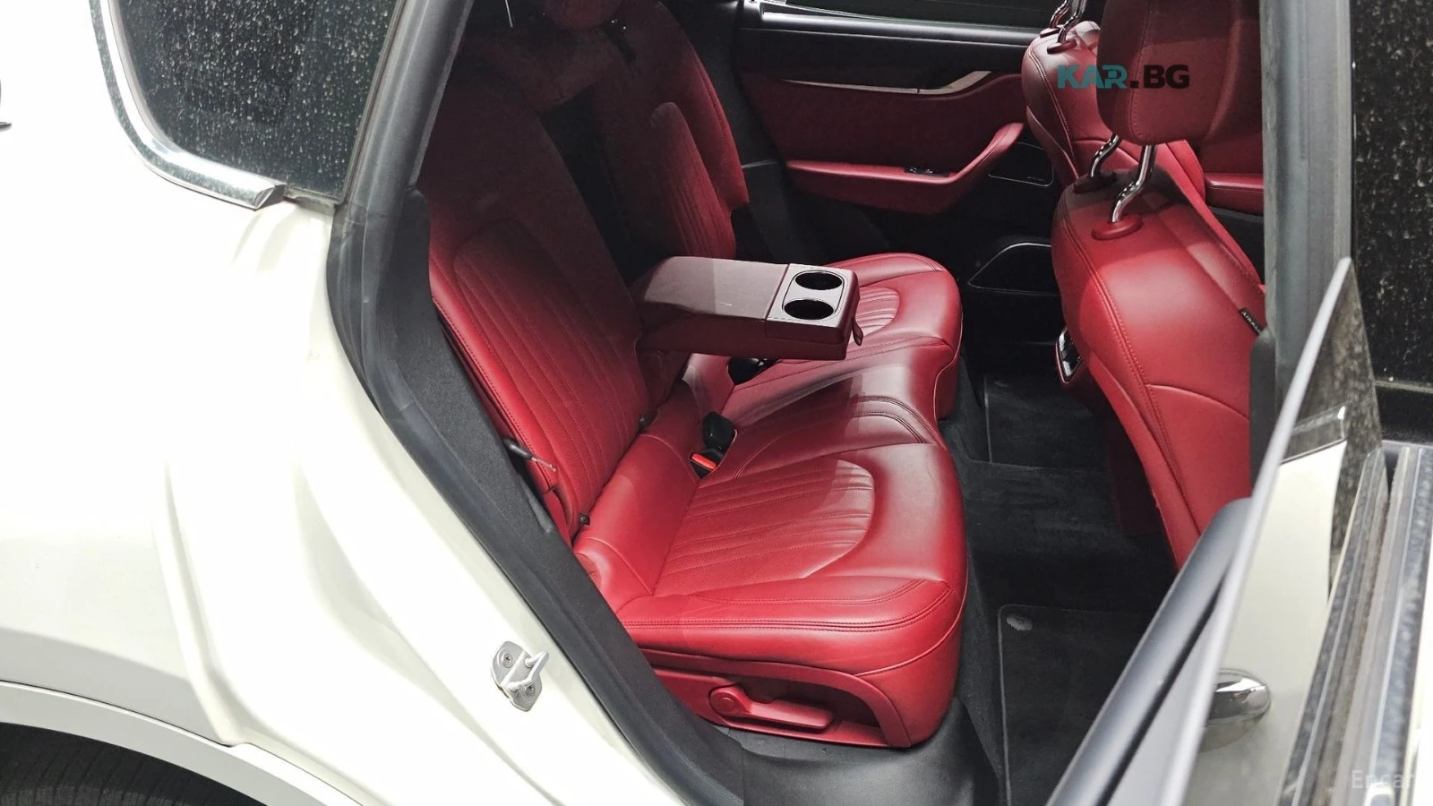 Maserati Levante 3.0* AWD* LUXURY* ПОДГРЕВ* ОБДУХВАНЕ* ПАНО* КАМЕРА, снимка 11 - Автомобили и джипове - 55310900