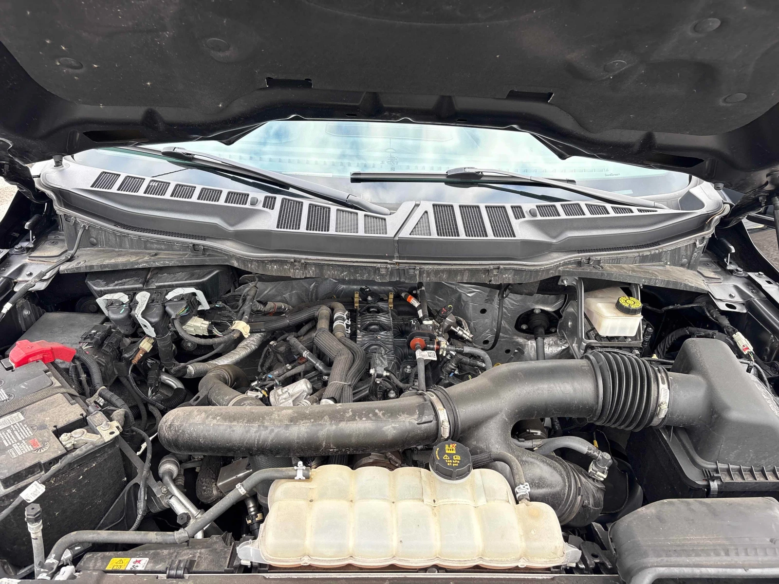 Ford F150 * LARIAT * CARFAX * ОПЦИЯ ЗА ФИНАНСИРАНЕ , снимка 10 - Автомобили и джипове - 55817475