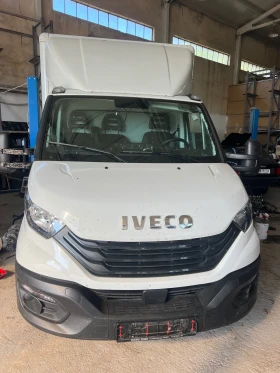 Iveco 35s13 4.10, дистроник, автомат 45хил Км, снимка 2