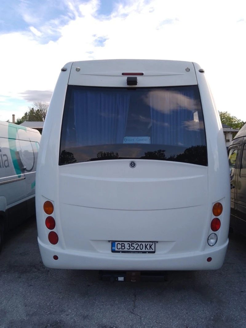 Iveco Daily, снимка 3 - Бусове и автобуси - 47432137