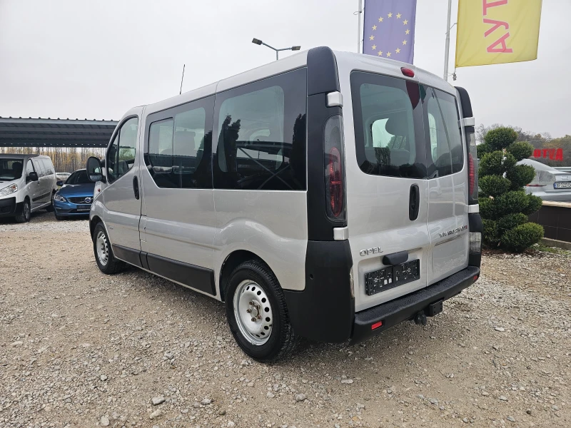 Opel Vivaro 2.5 CDTI 9МЕСТА ! ! КЛИМАТИК ! ! ВНОС ОТ ИТАЛИЯ, снимка 3 - Бусове и автобуси - 48162050