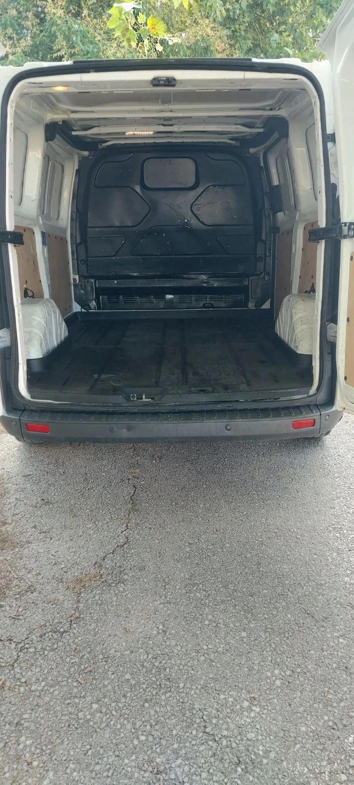 Ford Transit Custom 2.2 tdci клима, снимка 8 - Бусове и автобуси - 55227698