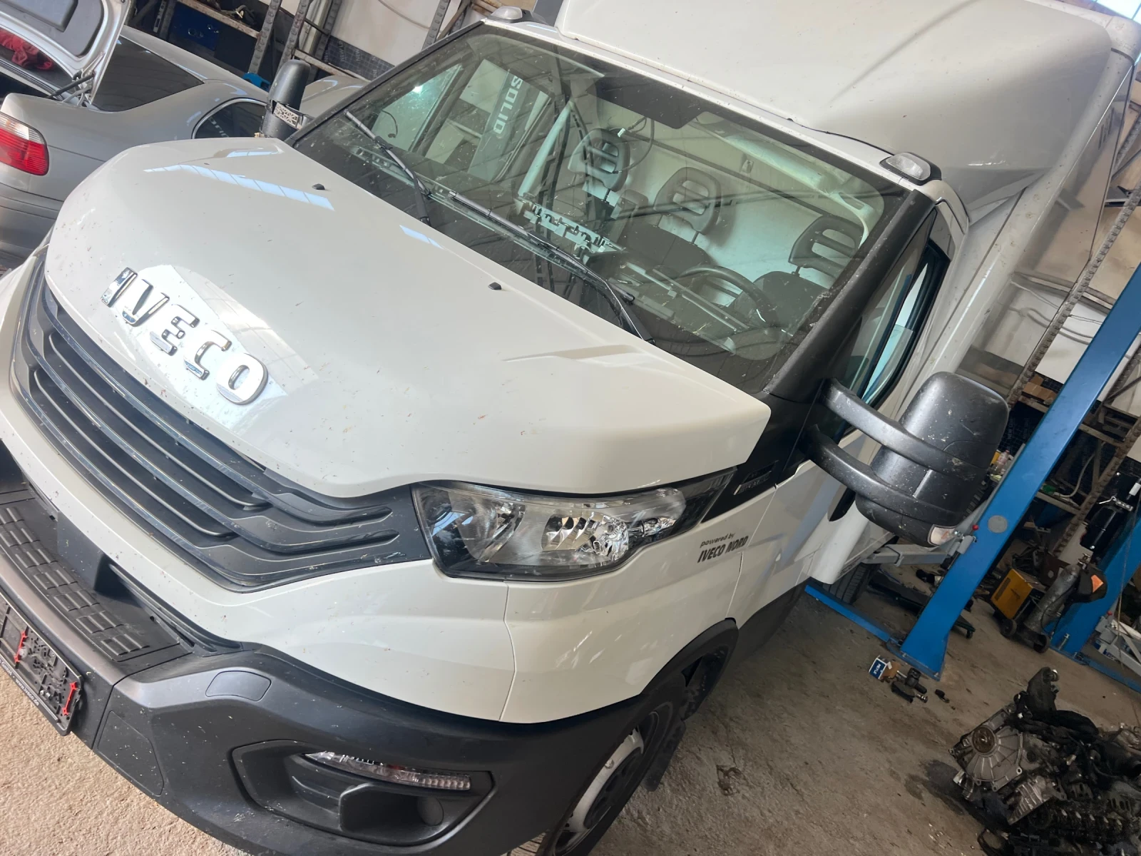 Iveco 35s13 4.10, дистроник, автомат 45хил Км - изображение 3