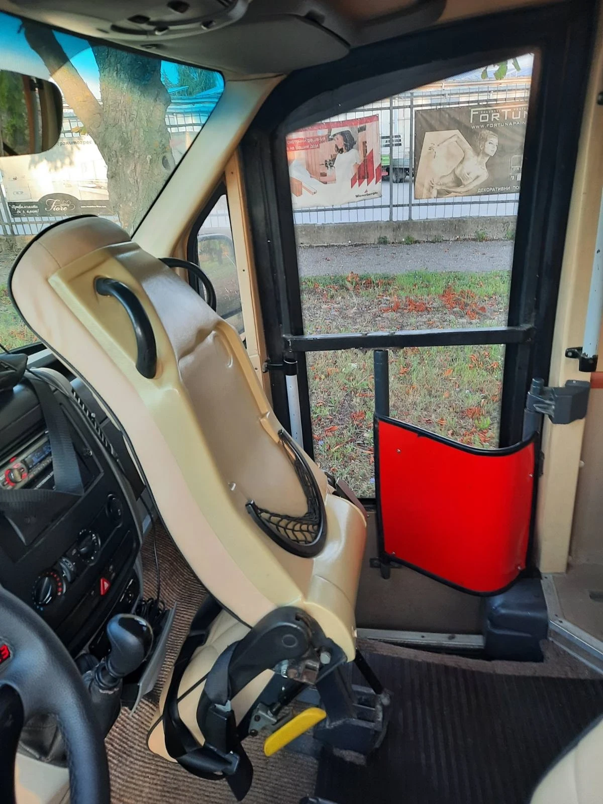 VW Crafter, снимка 6 - Бусове и автобуси - 54940620