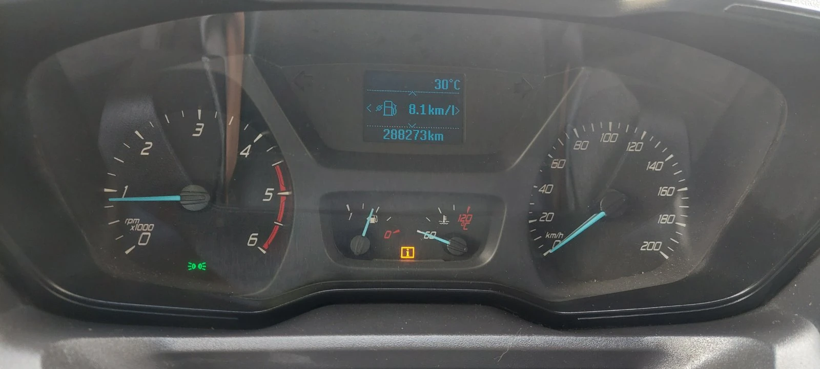 Ford Transit Custom 2.2 tdci клима, снимка 11 - Бусове и автобуси - 55227698